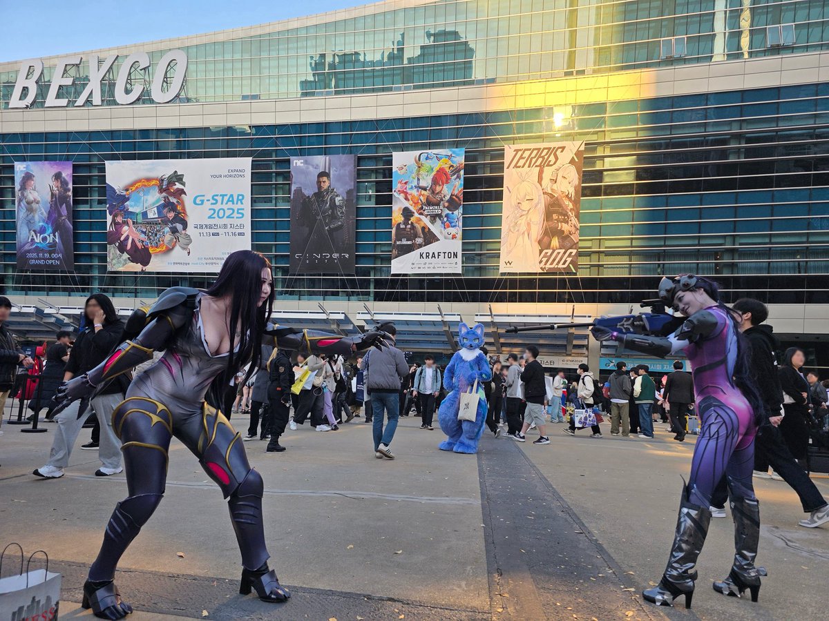 평행세계 두 보라돌이 세계관충돌
카이사vs위도우

w. 도아님 ( <a href="/_doaaaaaaaah/">도아</a> )