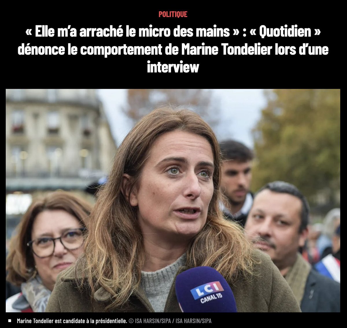 Quotidien harcèle Marine Tondelier pour qu'elle crache sur Mélenchon. Elle répond qu'elle préférerait parler d'écologie et tente d'en faire la démonstration. 

Résultat : Quotidien chiale, dit qu'elle est le nouveau Mélenchon, qu'elle a osé leur "arracher le micro" etc etc