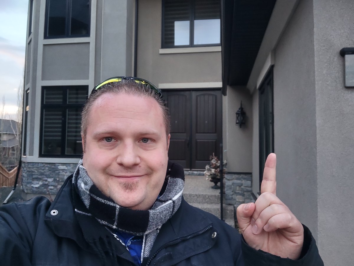 TimRPhoenixRE's tweet image. Was showing luxury homes in Aspen yesterday! If your looking for estate homes in Calgary let's chat 587-330-0429
#realtorcalgary #livingincalgary #investinginrealestate