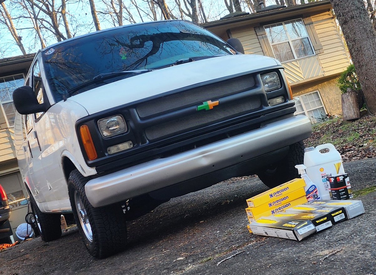 Stoked to be at mff again this year with my friends 🥰 

Been working hard on the barkside this year but this Ole gal has been doing all the work getting us to and from. Its been one hell of a work force so I wanted to show some love.💚🧡

<a href="/BarkSideStore/">Bark Side🔜MFF</a> #MFF2025