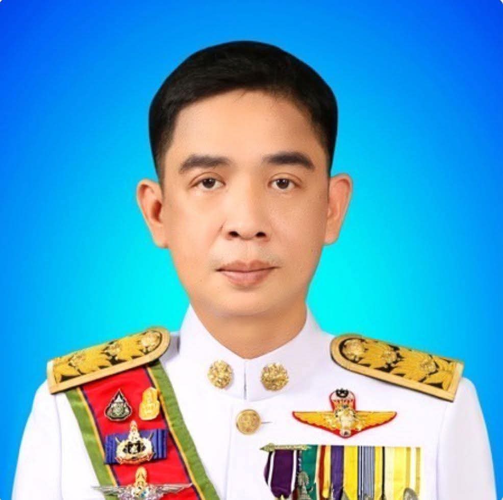 nikome2551's tweet photo. ยินดีต้อนรับ ว่าที่ผู้ว่าราชการจังหวัดกาญจนบุรี คนใหม่ ครับ ว่าที่!.และคาดว่า!..จะมาเป็นพ่อเมืองกาญจนบุรี คนต่อไป!
นายสวนิต สุริยกุล ณ อยุธยา รองผู้ว่าราชการจังหวัดตาก #ประวัติส่วนตัวเกิดวันที่ 30 กันยายน 2512
คู่สมรส นางนุช สุริยกุล ณ อยุธยา#ประวัติการศึกษา
ปริญญาตรีรัฐศาสตร https://t.co/wdbuTWMQxw