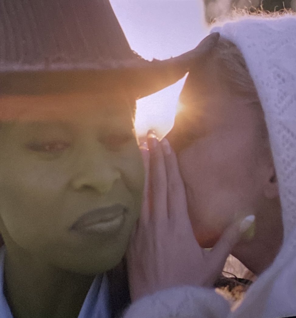 alyciasgoid's tweet image. actually sick to my stomach how do i move on