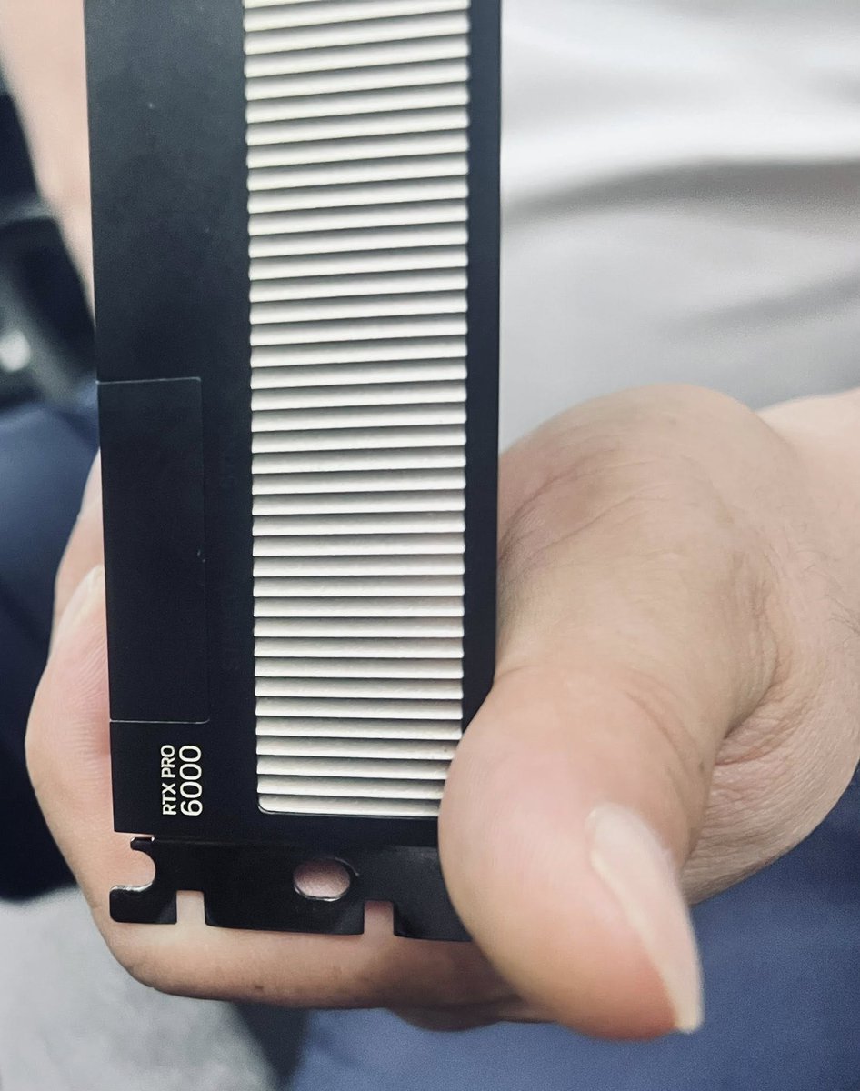 vulevn's tweet photo. We're excited to scale operations using the innovative NVIDIA Blackwell GPUs integrated with #KaisarAIOps for enhanced performance and efficiency.

@KaisarNetwork https://t.co/1Xh5Q4dExx