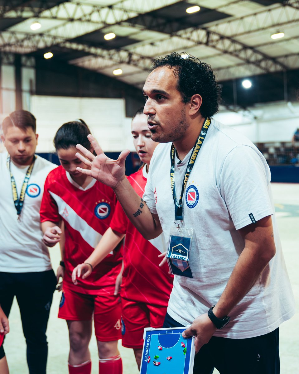 FutsalFemAAAJ's tweet image. #AAAJ 🐞 La pasión de todos los días 😍

¡Argentinos y nada más! 🙌