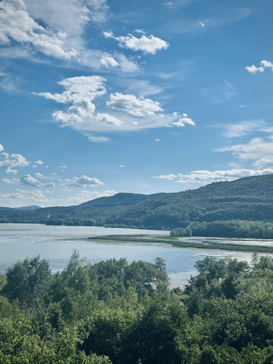 liz_july4th's tweet image. Late August of this year, I was at #FortTiconderoga #UpStateNY 🧵🧵