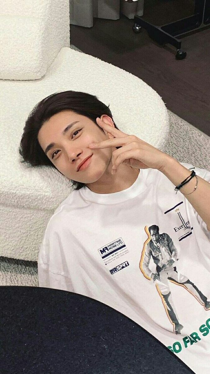 "I heard they're             "i heard you told 
shipping us!"                   them to ship us
                                               tgt because        
                                             you're like me
                                    am I right Jeonghan?"