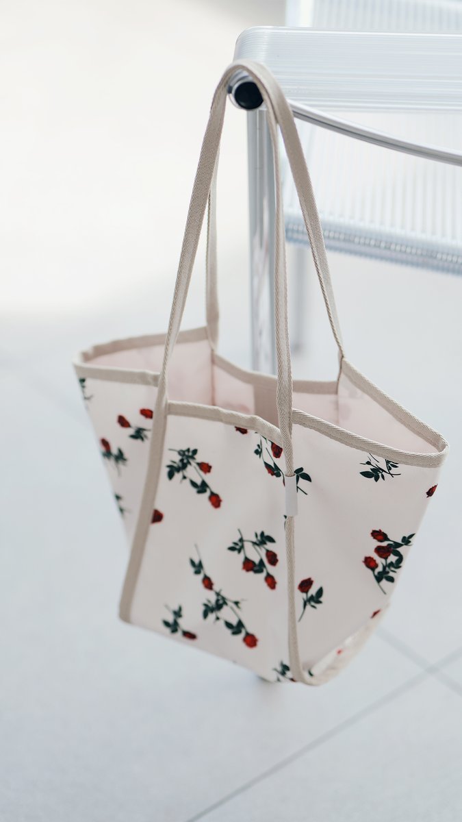 Highloop_JP's tweet photo. 2025 F/W COLLECTION
『HIGHLOOP Shopper Bag Small』

ハイループのベストセラー「ショッパーバッグ」が、
さらにコンパクトになったスモールバージョンで登場✨ https://t.co/teTAhkpU3V