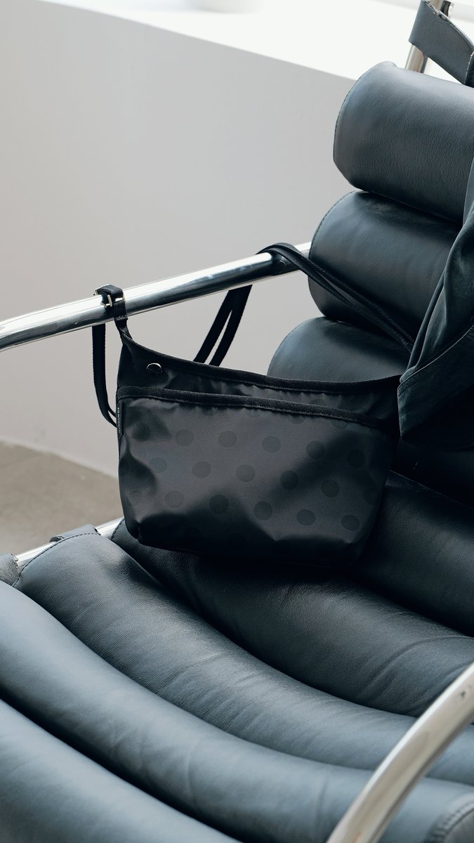 Highloop_JP's tweet photo. 2025 F/W COLLECTION
『HIGHLOOP Shopper Bag Small』

ハイループのベストセラー「ショッパーバッグ」が、
さらにコンパクトになったスモールバージョンで登場✨ https://t.co/teTAhkpU3V