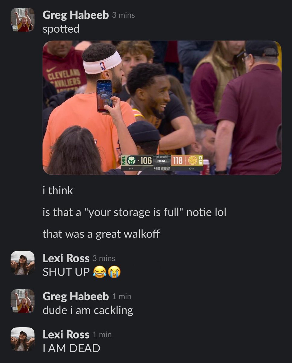 LexiRossMedia's tweet image. This is what “working in sports” really is like 💀