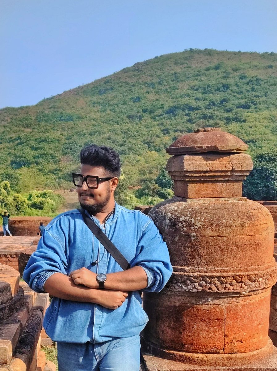 Sugarplum__02's tweet photo. The rustic influence of resplendent Ratnagiri ❤️

#odishaTourism #ratnagiri #jajpurodisha #odishaheritage https://t.co/ILZiitTus3