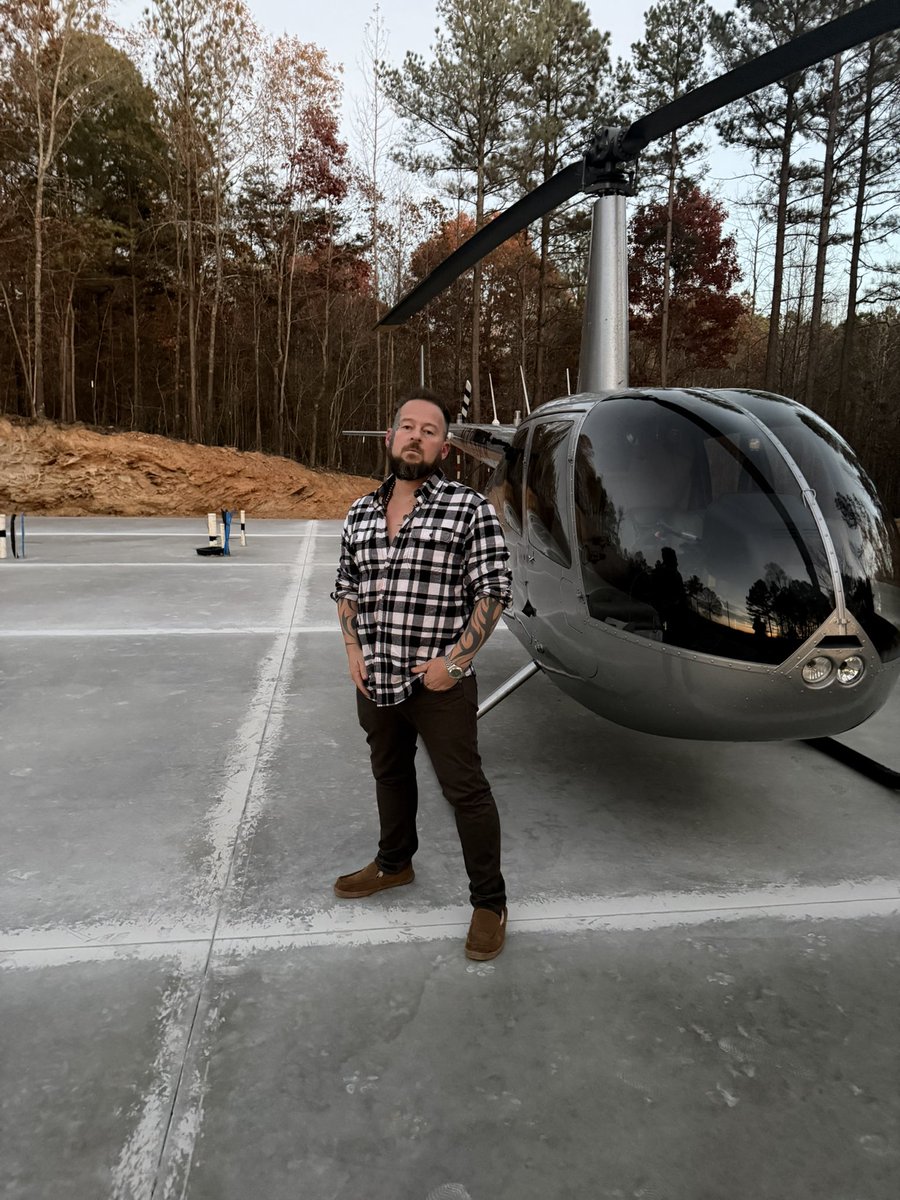 That …….. is what a picture worth 1 million dollars and confidence looks like ……. I’m not “going” to do it 

I’m doing it … and I’m helping others do it✅

#tiger