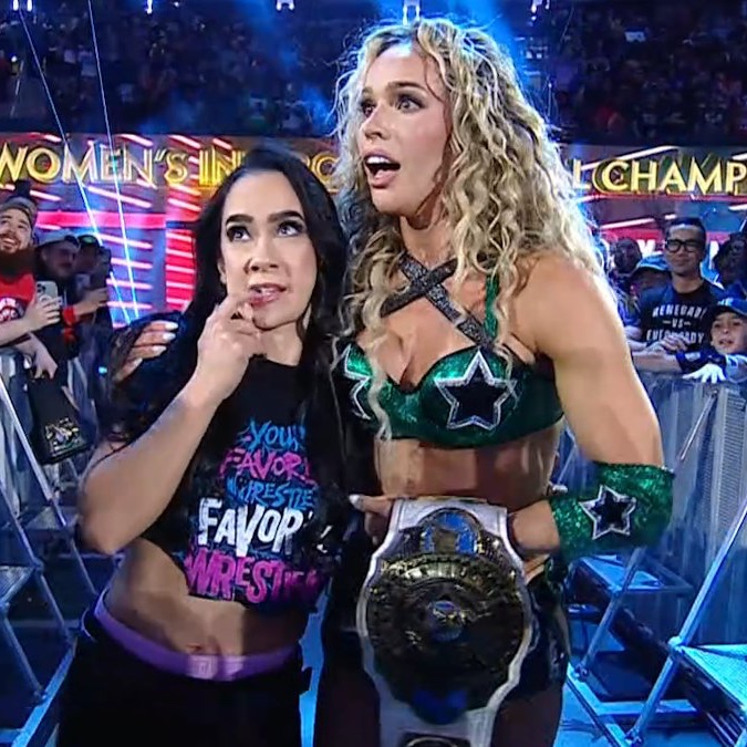 WrestlingWCC's tweet image. Maxxine Dupri is the NEW women’s IC champion 🏆

with the assist from AJ Lee