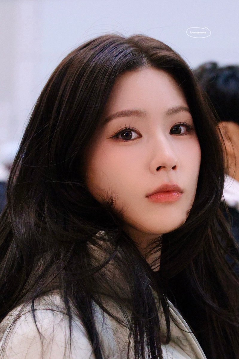 lovememore_my's tweet photo. 251118
#아이들 #idle #미연 #MIYEON https://t.co/A4lk0LMFdT