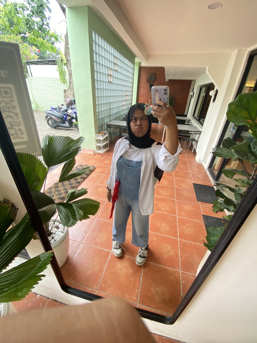 marscortis's tweet image. ᯓ★ let’s do the same pose with keonho

#CortisSelcaDay #KEONHO #건호