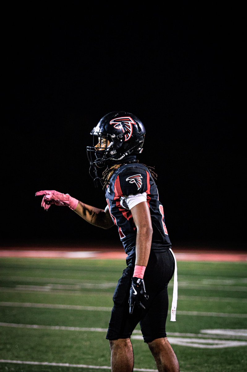 zel_2much's tweet photo. https://t.co/QC6oZz6bJy
Full Szn Film
 Co’ 26
DB 5’9 163Lbs
@CoachKenion @coachTjones2 @CoachVA12 @CoachMBird @CoachMcMurray5 @hubbarock4 
@DBCoachWhite 
@BrandonYounger @Miles_Williams2 @Coach_BPerkins @Tana_Vea @CoachBradley34 @MatthewIsom70 
#highschool #co26 #football #fyp https://t.co/tWkV430s5S