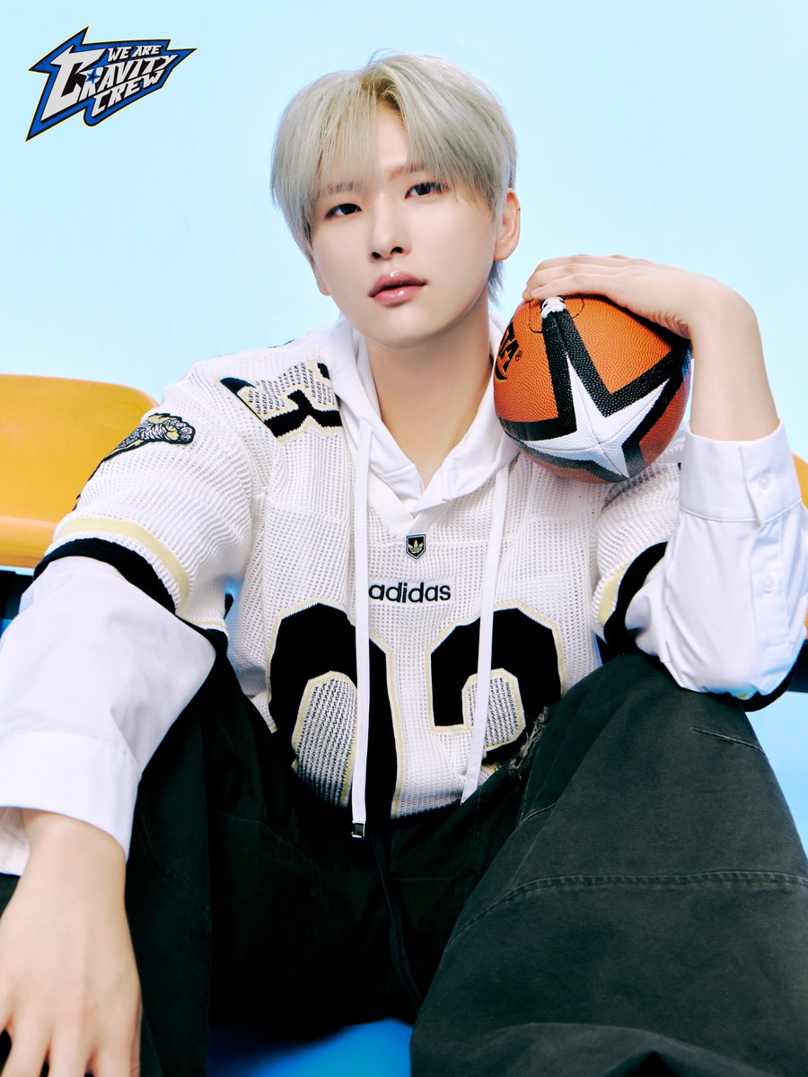 📢] CRAVITY 2026 SEASON'S GREETINGS <WE ARE CRAVITY CREW