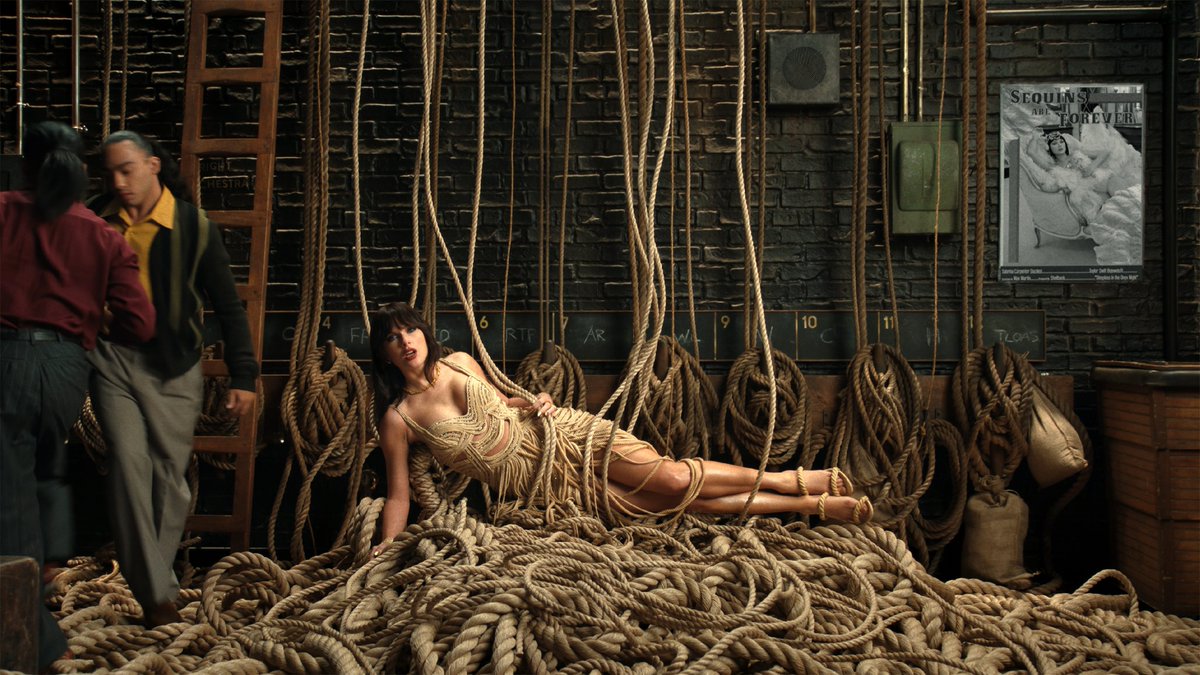 4k_taylorrr's tweet image. 4K | The Fate of Ophelia (Music Video) - Screen Capture