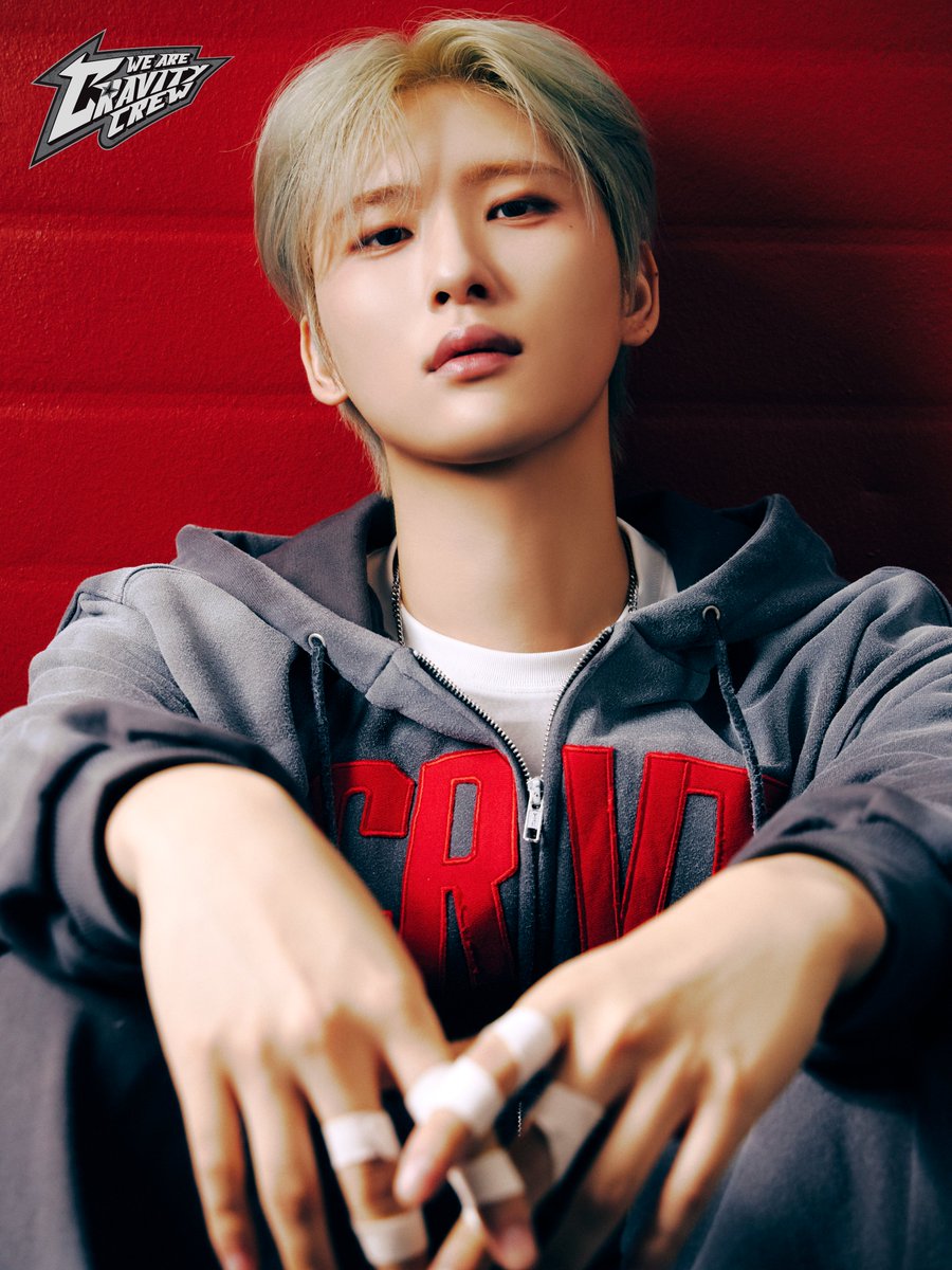 📢] CRAVITY 2026 SEASON'S GREETINGS <WE ARE CRAVITY CREW