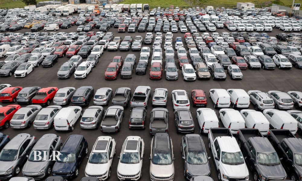 EV sales are surging across South America led by affordable Chinese brands as Tesla remains absent.

Peru up 44% YoY, Chile at 10.6% share, Brazil at 9.4%, and Uruguay at a massive 28% EV adoption.

Read More ➜ businessleadersreview.com/electric-vehic…

#EV #ElectricVehicles #SouthAmerica