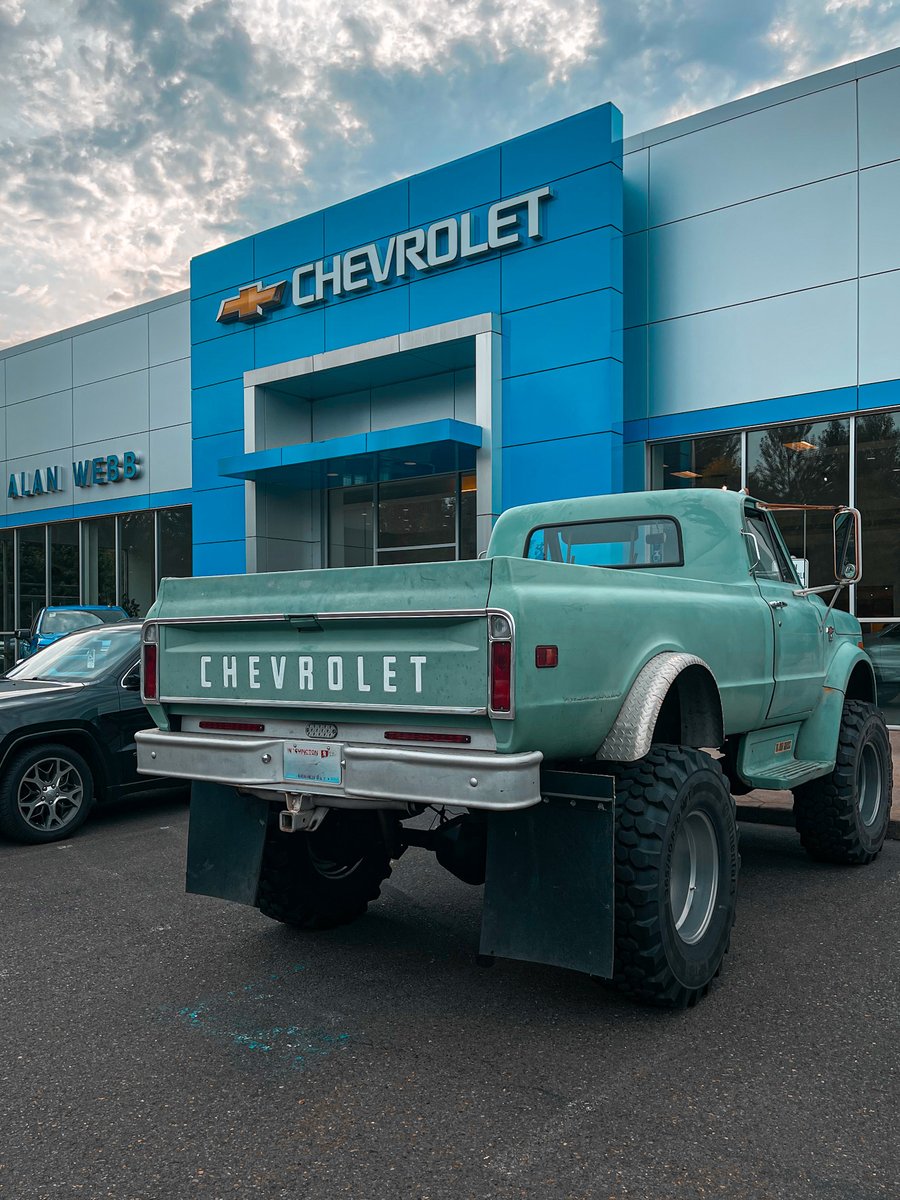 ChevyWebb's tweet image. 🚨 This lifted classic proves some builds are pure art. Who else appreciates a custom truck? 🚛💨

📍 Alan Webb Chevrolet
📞 (360) 574-1131

#ChevyTrucks #TruckLife #LiftedTrucks #CustomRides #ChevyCulture #CarCommunity #VancouverWA #PNWDrivers #AutoMall #ChevyNation #CarGoals