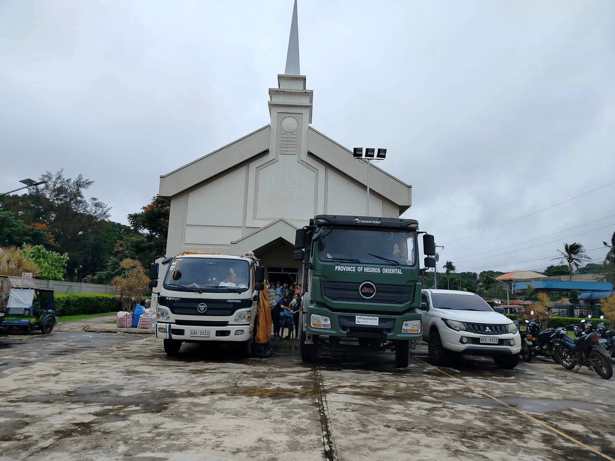 Ch_JesusChrist's tweet photo. The Church of Jesus Christ of Latter-day Saints is working alongside government agencies and private organizations to assist communities heavily affected by Typhoon Tino (Kalmaegi) and Super Typhoon Uwan (Fung-wong), which struck the Philippines only days apart in early November 2025.
 
The Church provided food, clean drinking water, utility services, and temporary shelters, among other basic and emergency needs, to nearly 50,000 individuals in the most affected regions.
 
The Church also opened the doors of more than 240 meetinghouses to members and neighbors of other faiths seeking refuge from the storms or who had been displaced by major flooding. Latter-day Saints across the country contributed warm meals, clothing, bedding, and other essential items to support their communities.
 
Learn more on Church Newsroom. 

https://t.co/42NodMGuOk