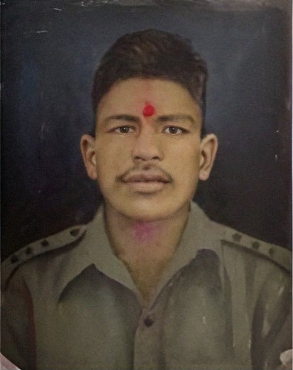 TigerCharlii's tweet image. &quot; Badri Vishal Lal Ki Jai &quot;

On this day in 1962,
India lost Braveheart 

Rifleman Jaswant Singh Rawat
Maha Vir Chakra (P)
4 Garhwal Rifles 
From: Uttarakhand 
Salute Legend 🇮🇳
#IndianArmy