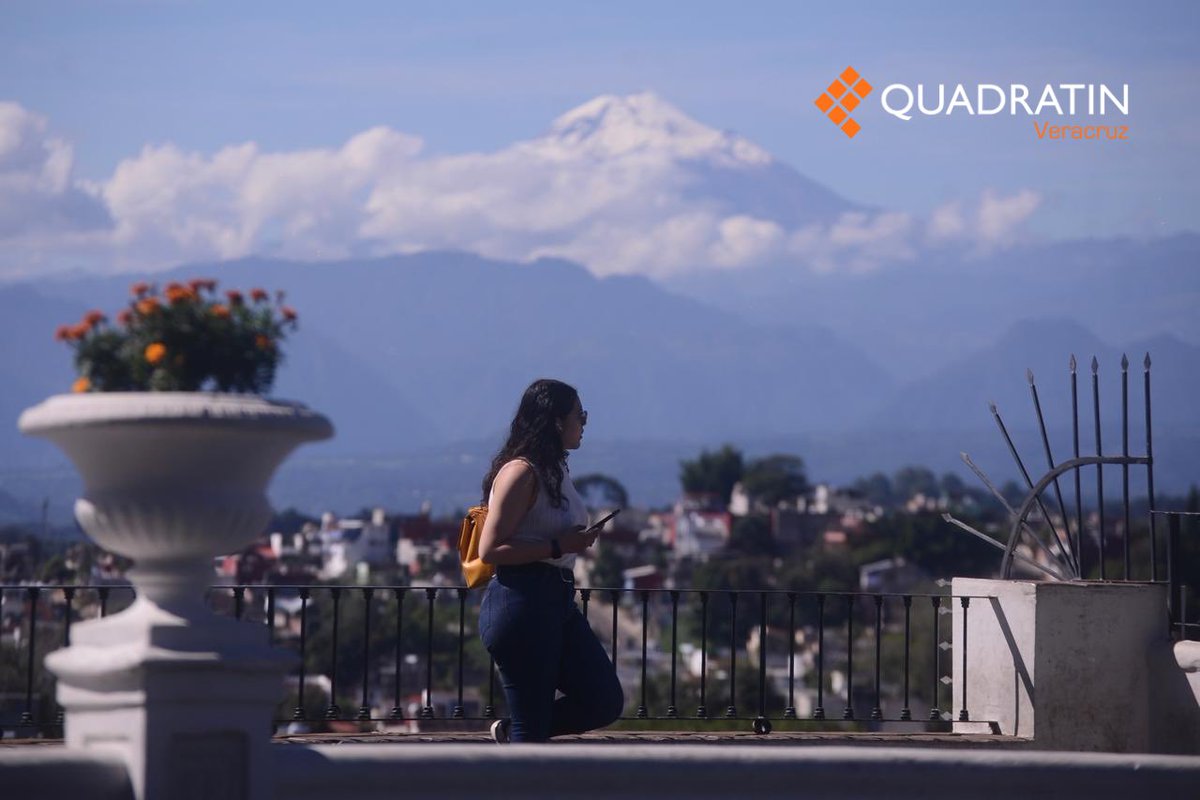 Quadratin_Ver's tweet image. ☀️🌿 Xalapa brillando en su día de asueto 🌿☀️
Los xalapeños disfrutan de un soleado descanso, llenando la ciudad de sonrisas, paseos y buena vibra. 🌼💛
📸: @tonavarroo 
#SoloVeracruzEsBello #VeracruzEstáDeModa #Quadratín #Xalapa