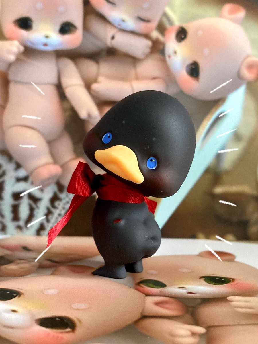 risubacoさん（<a href="/risubaco/">risubaco</a> ）からBlack Moaちゃんがやってきました〜🦆💕
赤いリボンがよく似合うこの子のお名前は『ガー子』ちゃん🎀
ガー子のおちりはぷりぷりぷりちーなぷりっケツ(๑˃̵ᴗ˂̵)✨

#kumukuku #risubaco