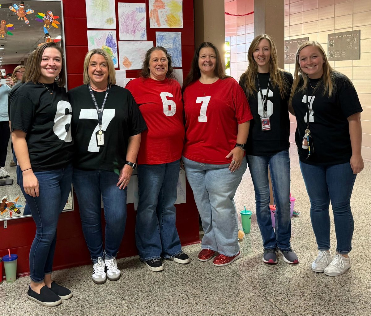 We at Knightstown Intermediate School hope everyone had a great 67th day of school. Six, seven! 6️⃣7️⃣🐾