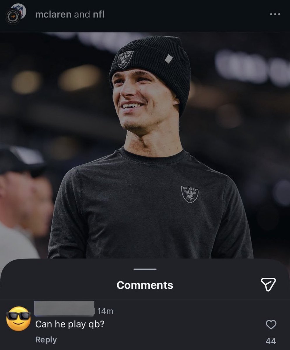 LN1AGENDA's tweet image. “Can he play qb” no tf he cannot he’s 5’4 and runs like an idiot