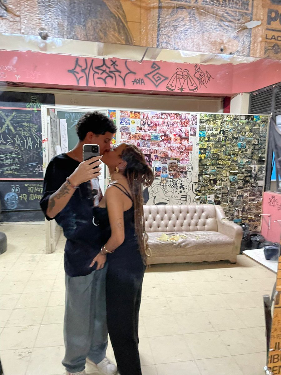 mallroomm's tweet image. 1 (um) ano mamando esse pyru gostoso tmj parceiro te amo 💪🏽💕