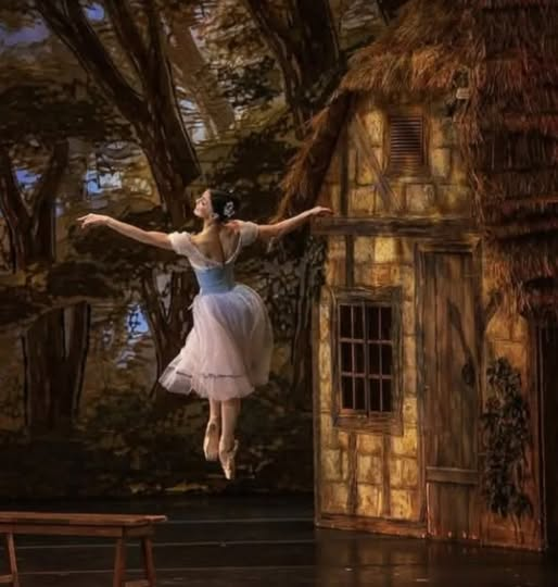diep84930's tweet photo. Natalia Osipova in Giselle
Photo by Svetlana Postoenko
#nucleodedancacarolinacox #balletclass #iloveballet #BalletLovers #balletlife #ballet #balletdancer #classicalballet #fblifestyle #principaldancer #nataliaosipova https://t.co/3LHuNmbCgS