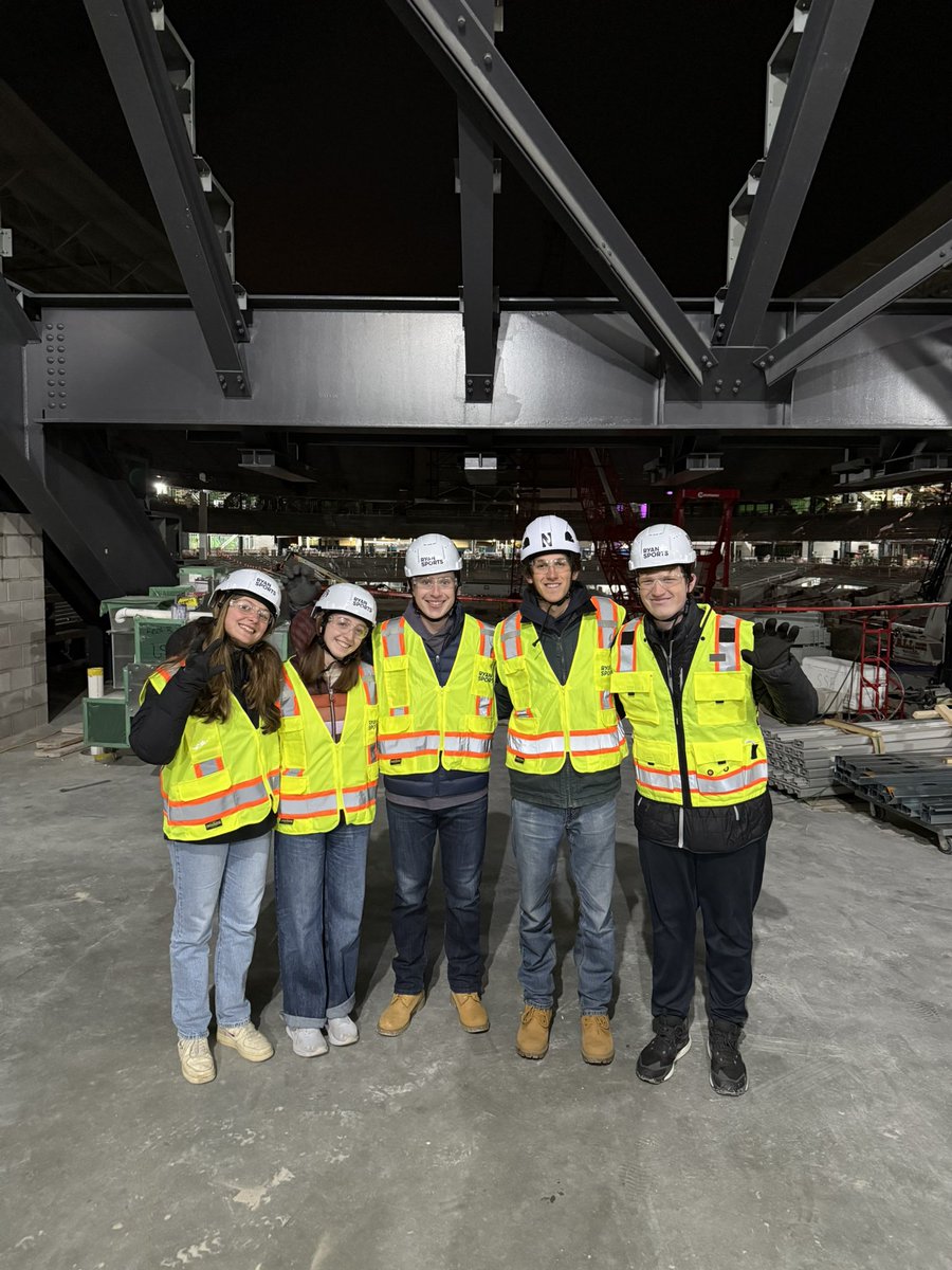 NUWildside's tweet image. Sneak peek of our new home 👀

Thank you to Pat Ryan Jr. for chatting with us and giving us a tour of the new Ryan Field!
