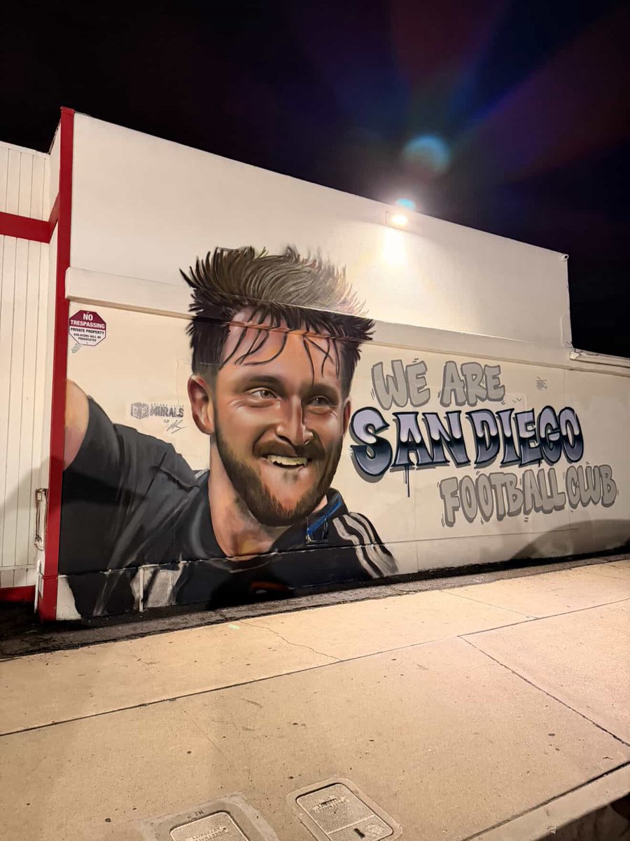 JulianDelGaudio's tweet image. Ground Floor Murals does it again!

This time paying homage to @SanDiegoFC &amp;amp; MLS Newcomer of the Year Anders Dreyer at Sunny’s Liquor in Chula Vista. 

#FlowWithUs
