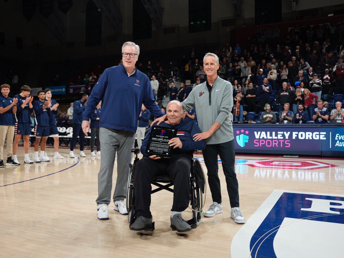 PennMBB's tweet image. We are honored to introduce the Ed Rendell Award recognizing a Penn Basketball supporter who reflects an unwavering passion, commitment and pride for the Red and Blue. 

Tonight, we proudly presented the inaugural award to Penn alumnus and former Penn Basketball board chair, Ed…