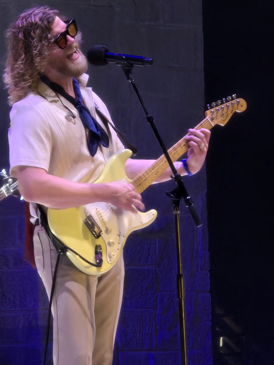 LouisValdez1's tweet image. Round Rock unveils new special events area at Old Settlers park with the talented @allenstone performing and a stunning fireworks show after the concert. #LiveMusic #Soul #FunkPop