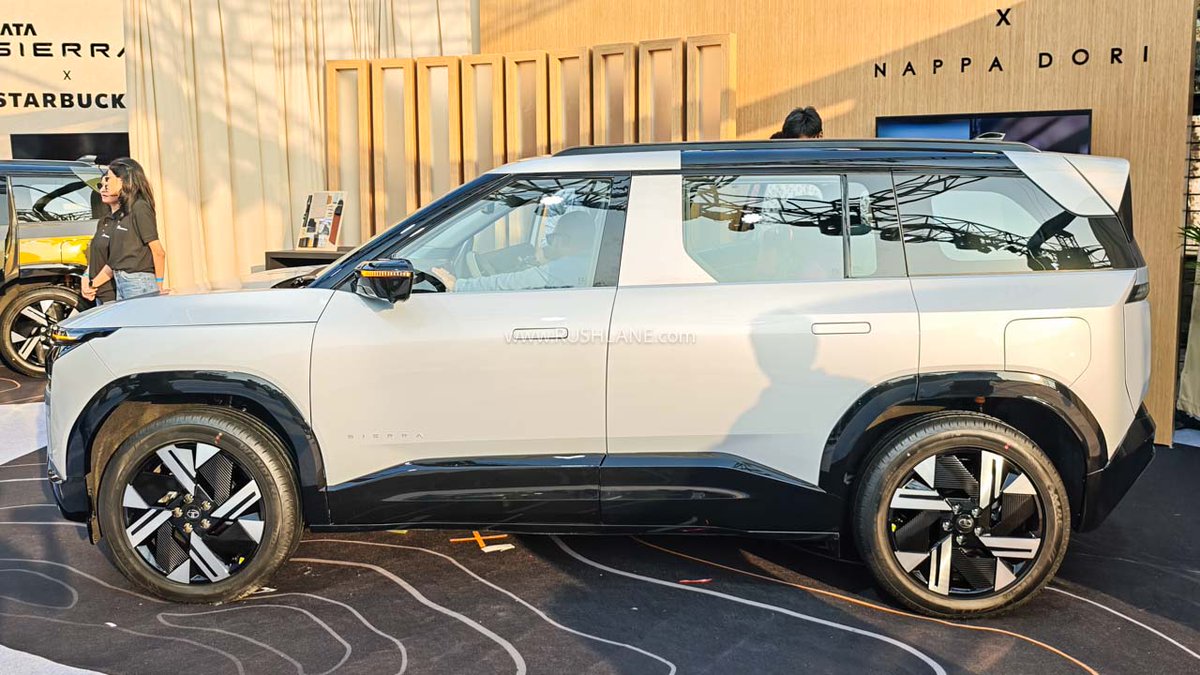 rushlane's tweet image. Top 11 Features of New Tata Sierra – Comfort, Tech, Equipment dlvr.it/TPKMB6