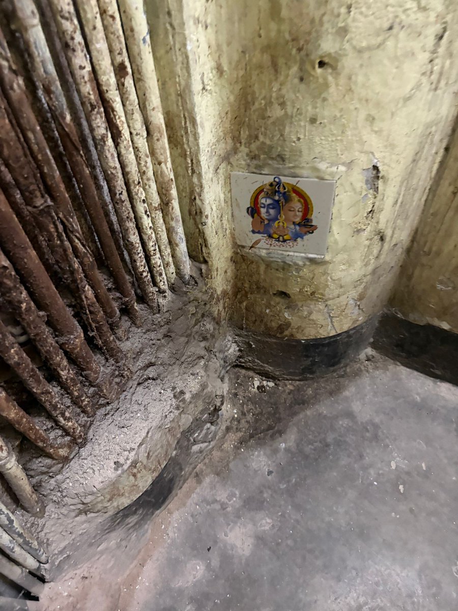 veera_anjaan's tweet photo. Urgent action needed, 
 Inappropriate religious tiles (bearing images of Hindu Gods and Goddesses) are installed at the bottom of the stairs at 76 B. B. Ganguly Street, B Block, Kolkata-700012(Under Bowbazar PS). This is improper and deeply hurts Hindu sentiments. @KolkataPolice https://t.co/DfCyF4woTy