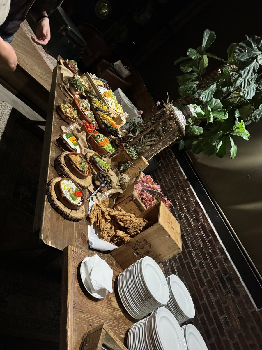 hohpark's tweet image. So good to see you again @CodingGarden 
And with good folks at speakers dinner 
#jsnationus #reactsummitus