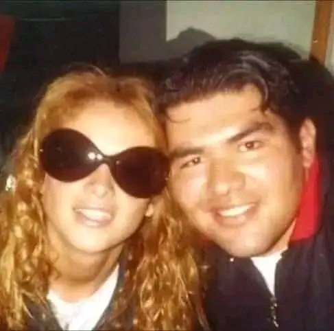 Un día como hoy, pero del año 1993, Paulina Rubio #24Kilates su segundo álbum de estudio, del cuál se lanzaron los sencillos #NievaNieva, #ElMeEngaño y #AsuntoDeDos.
#Ito