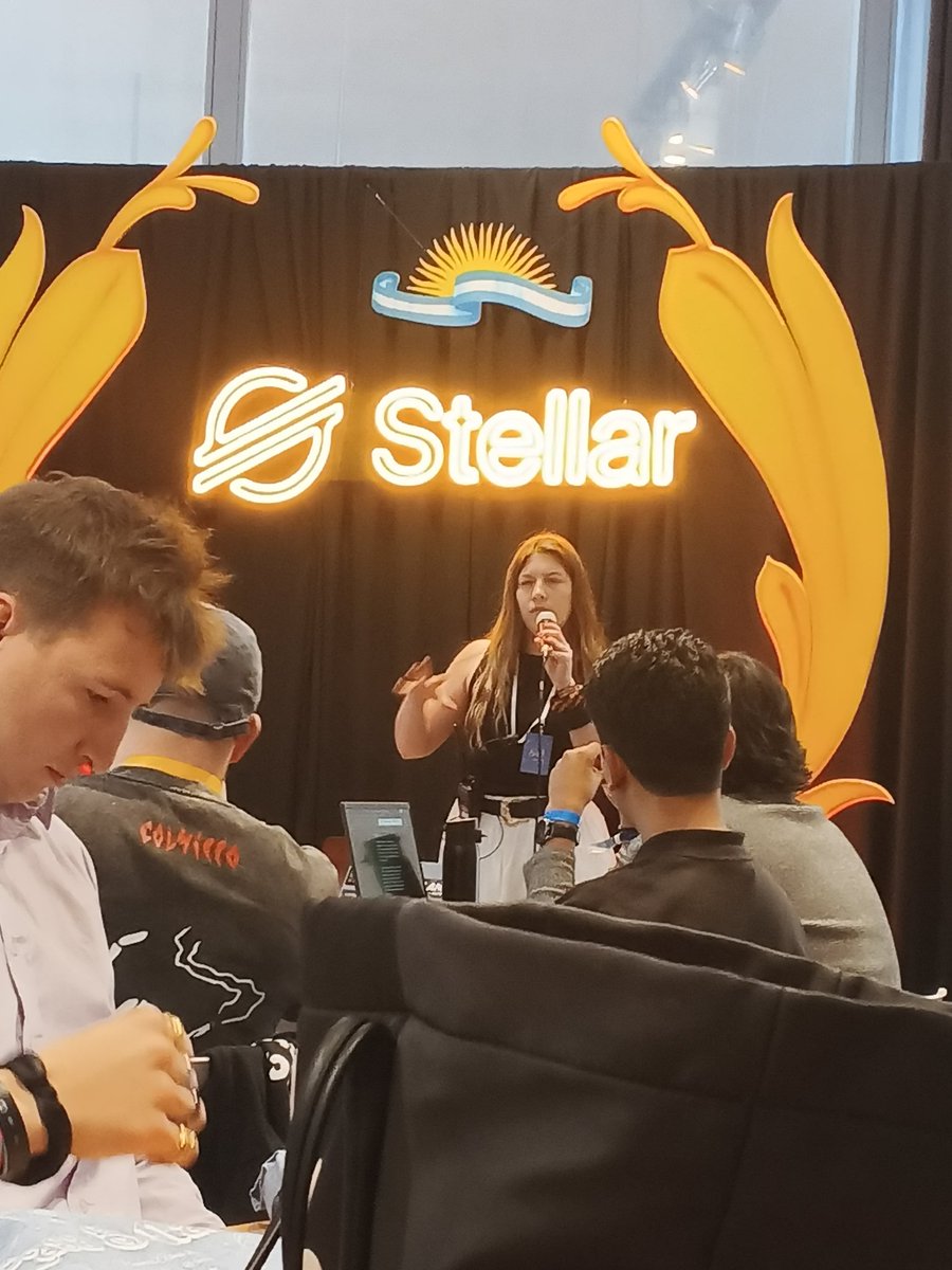 greth725's tweet image. Recap 1 #StellarWeek ✨ Stellar Lab I ✅ Información de muy alto nivel 🤯 🤯Estado actual del ecosistema de Stellar. Capacitación para formar founders que puedan trasmitir el impacto y valor de sus ideas. Capacitación de las herramientas de Stellar para los desarrolladores