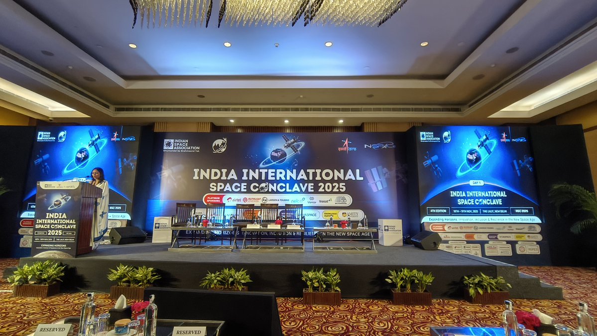 ISpA_India's tweet image. A warm start to the day as delegates connect over tea - energizing conversations before a day of space innovation.  #ISC25