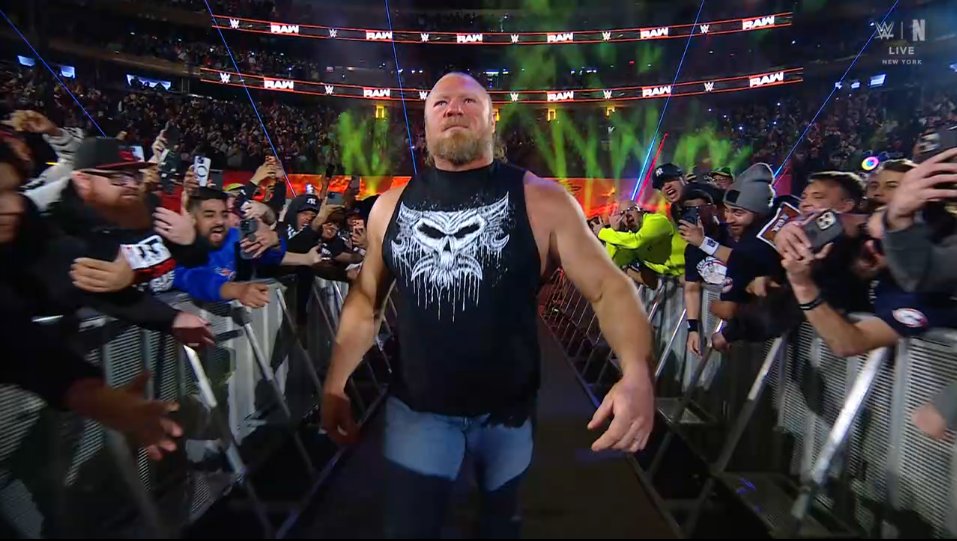 EliteClubS0B's tweet image. The official teams for the men&apos;s Survivor Series War Games match...

Roman Reigns 
CM Punk
Cody Rhodes 
Jimmy Uso 
Jey Uso 

vs.

Brock Lesnar 
Bronson Reed
Bron Breakker
Logan Paul 
Drew McIntyre 

THIS IS STACKED 🔥