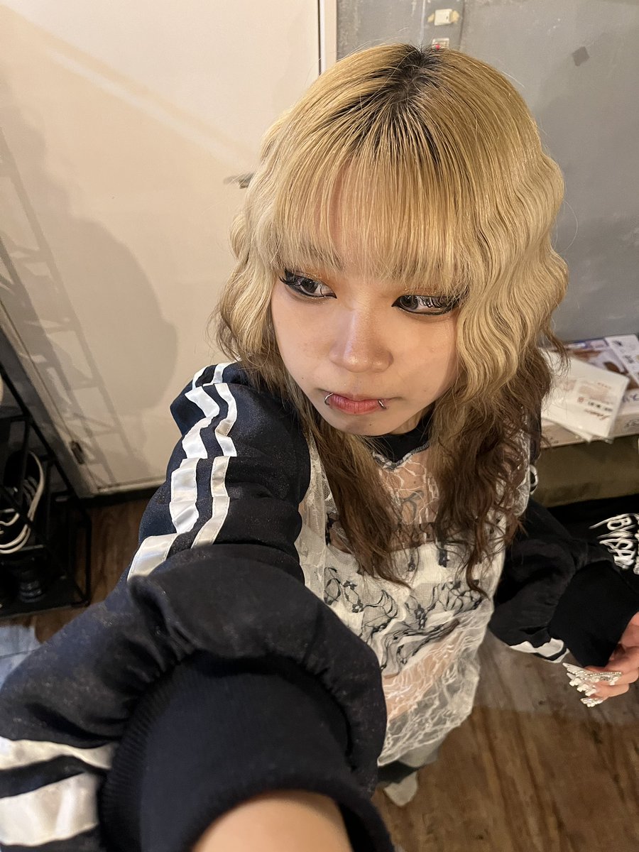 おはようちゃん みんな、おはよ☀️♡ 今日は土曜日〜.ᐟ.ᐟ おやすみの人はのんびり