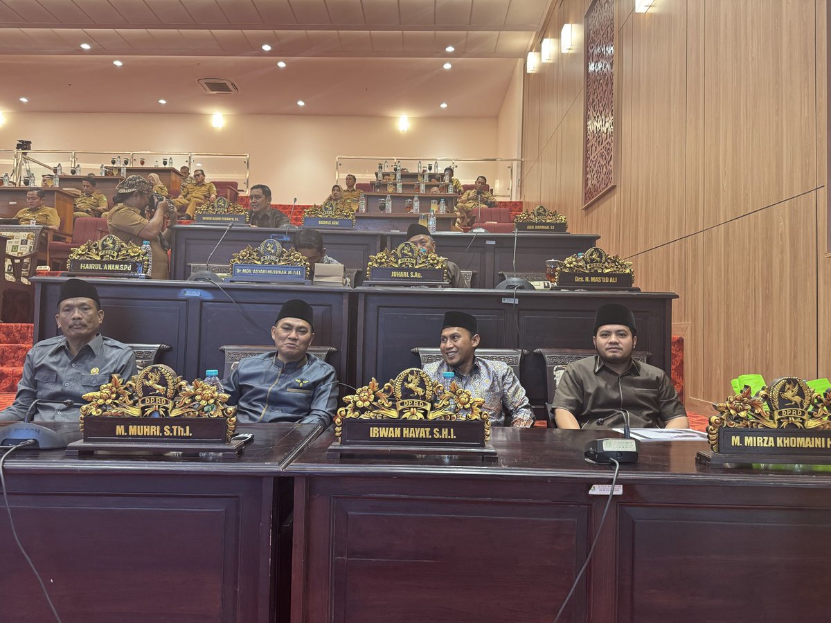 em_muhri tweet media