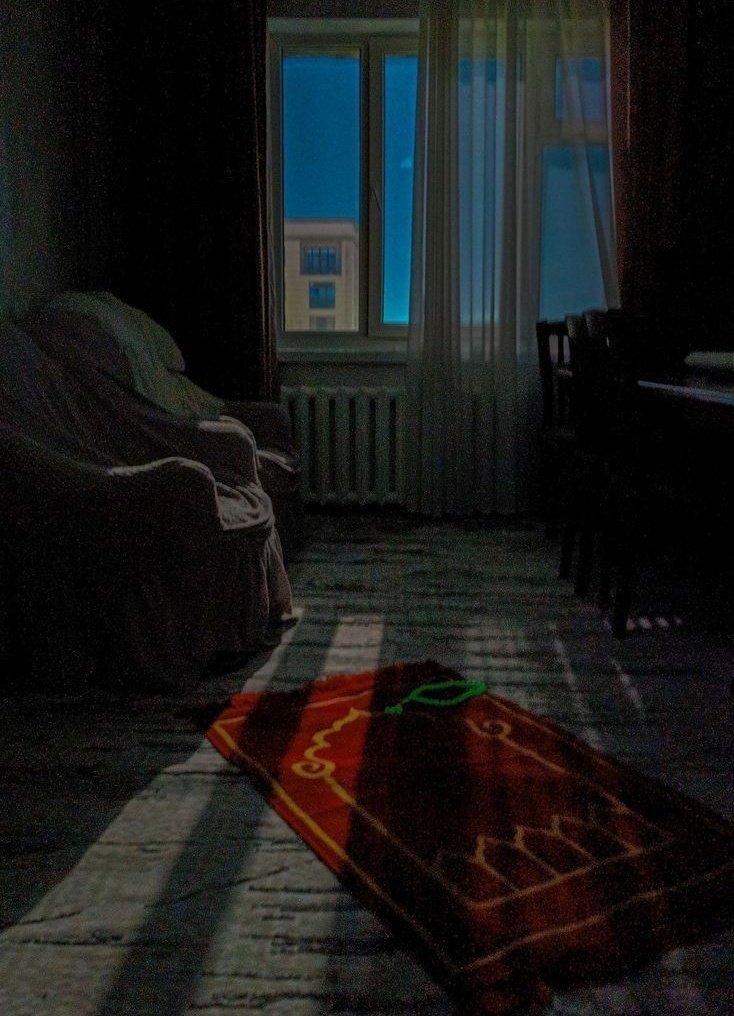 digerkm's tweet photo. Allah sizi sabah namazı kaçırılmayan evlerde yaşatsın. https://t.co/cfEvfIADHb