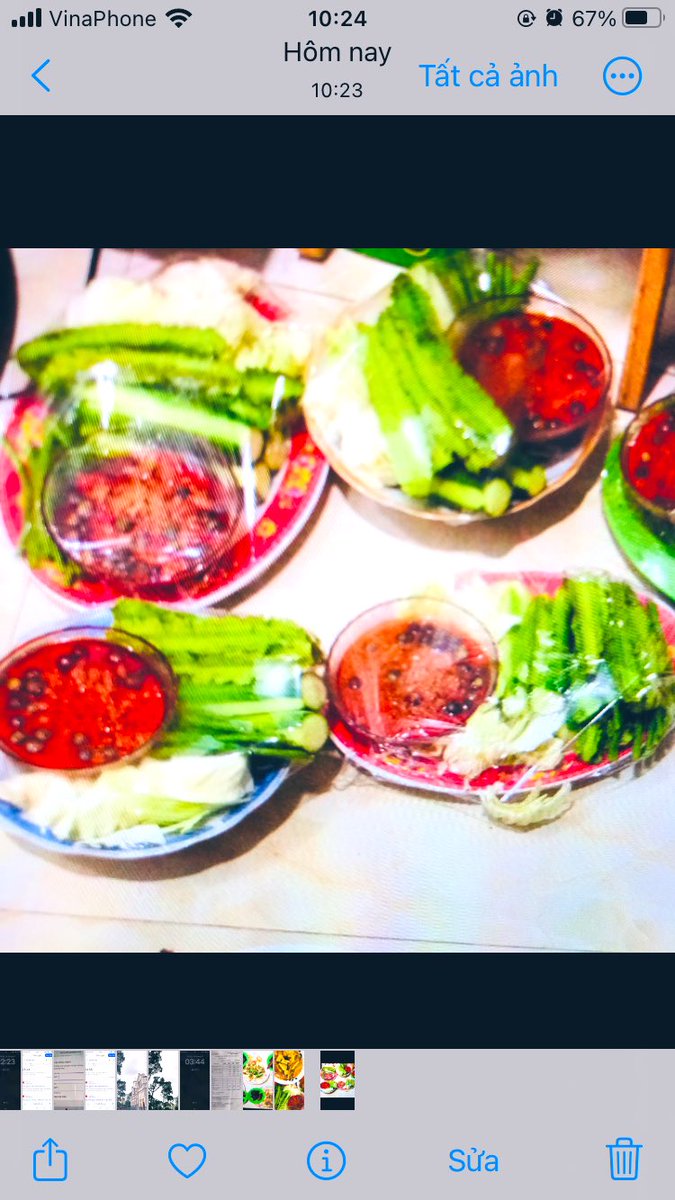 Loan1258's tweet photo. A Khmer or Cambodian feast usually includes the following dishes:
- Amok: Coconut fish curry.
- Prahok with fresh vegetables.
- Snakehead fish with coconut salad.
😋

#CambodiaFoods #Khmer #TraditionalMeals https://t.co/8U90XvB6ya