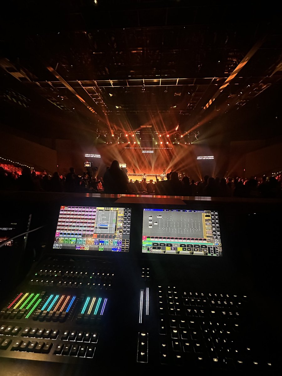 logancorkins's tweet image. Man I missed this…good to get back behind a lighting console