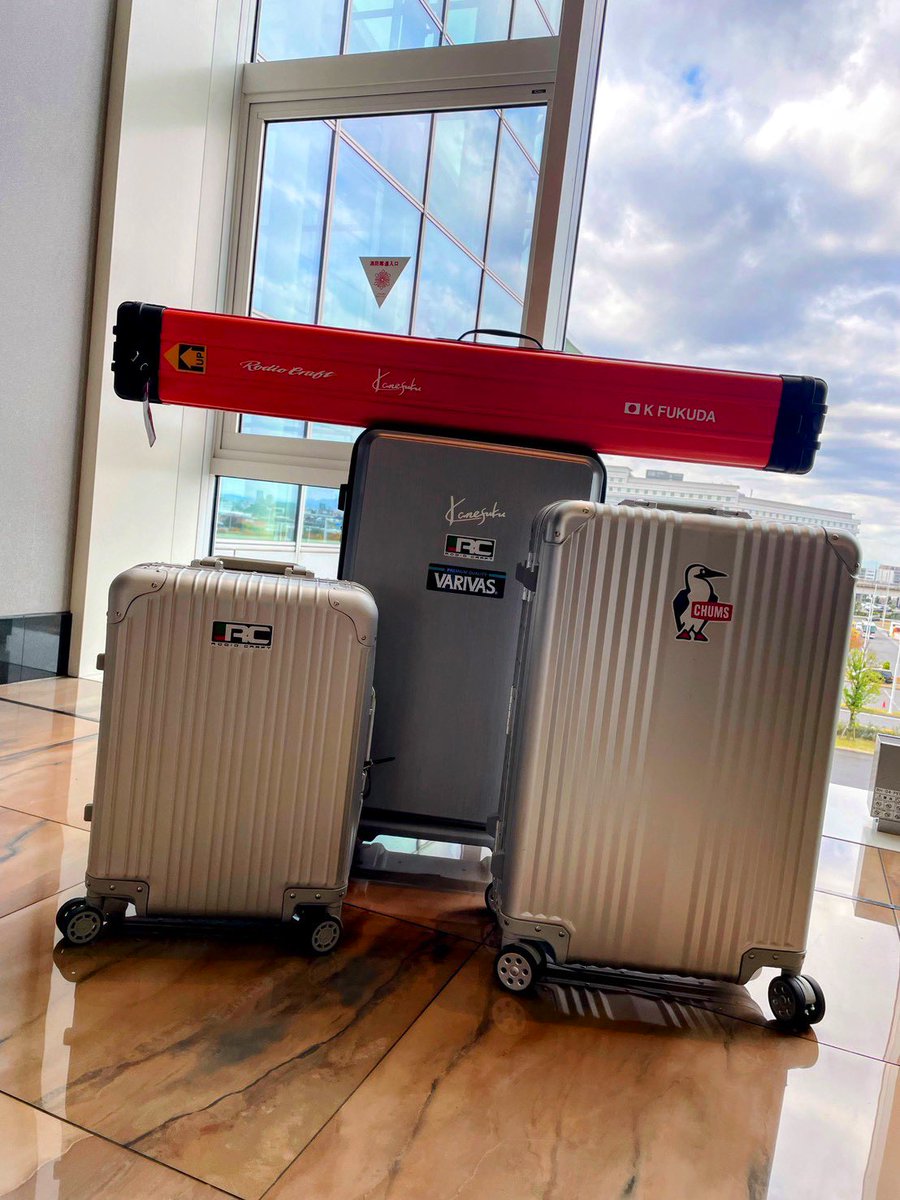 shirayuna_73's tweet photo. 今日はお見送り🇯🇵✈️🇮🇹✨🎣
みんな頑張ってください❤️🔥❤️🔥🍖
#エリアトラウト
#エリアトラウト世界選手権
#日本代表
#ロデオクラフト
#TIMON
#troot
#ヴァルケイン
#ベルベットアーツ https://t.co/ws7H0A3eAi