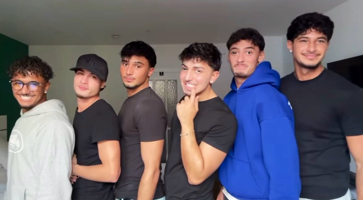 nach größe sortiert in der reihe tiktok tänze zu machen ist schwuler als ein arschfick